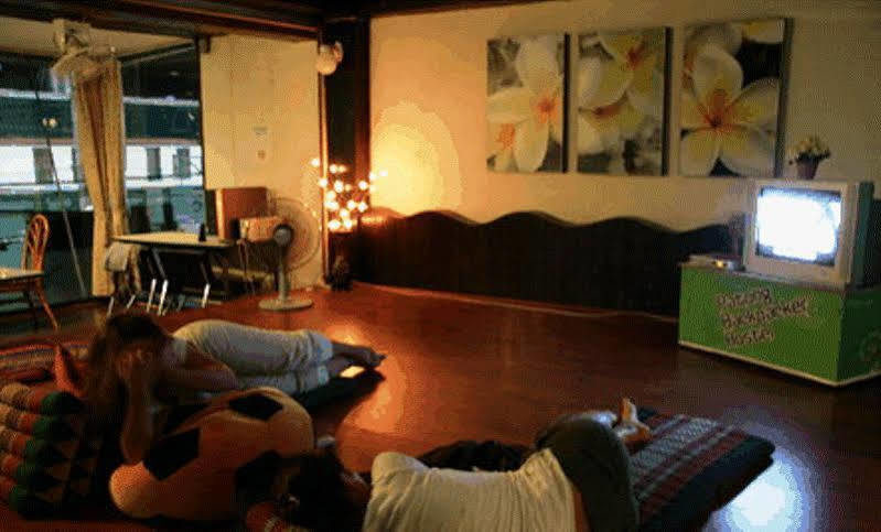 Patong Backpacker Hostel Buitenkant foto